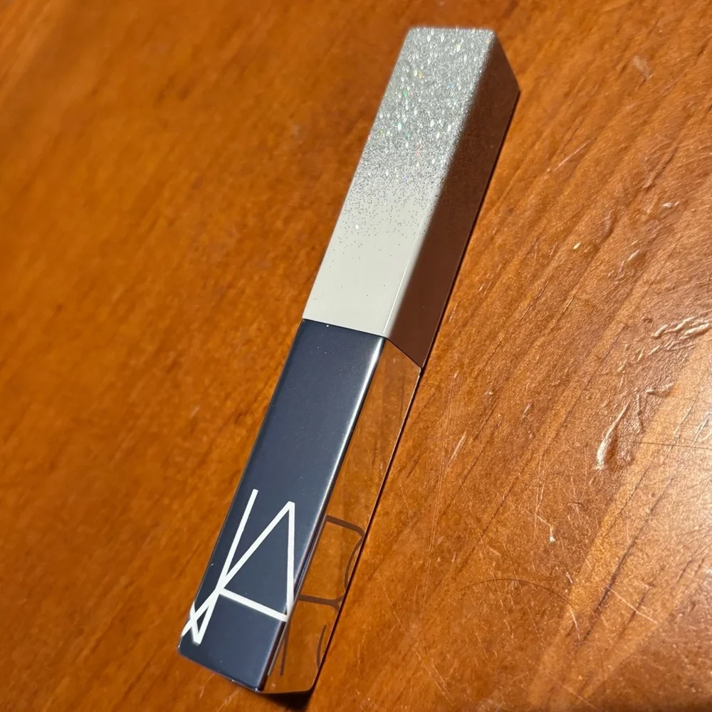 NARS Starlight Powermatte Lipstick American Woman